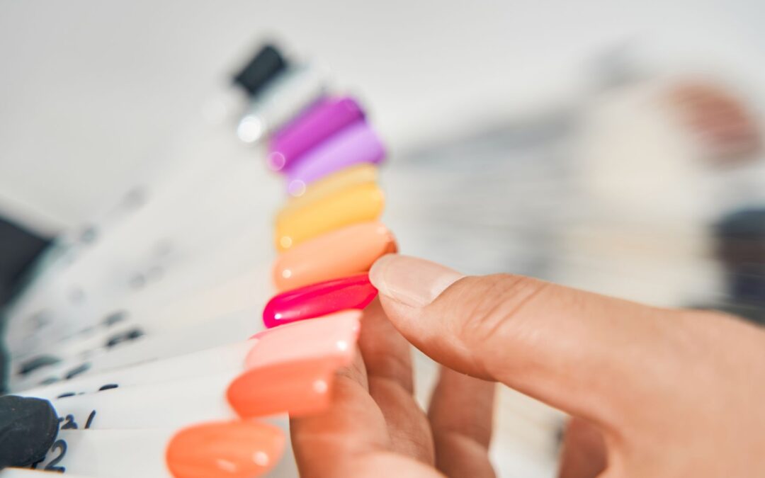 Acrylic Nails vs. Gel Nails: What’s the Difference?